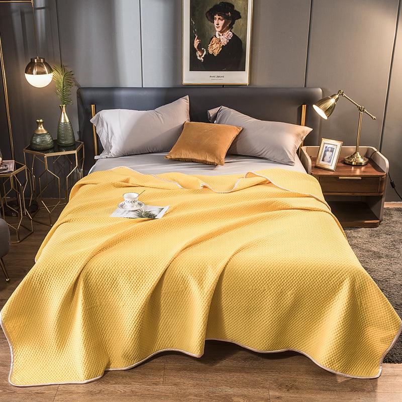 Cool Comfort: Single and Double Ice Silk Summer Quilt – Washable and Thin for Ultimate BreathabilityLemon yellow 150x200cm 